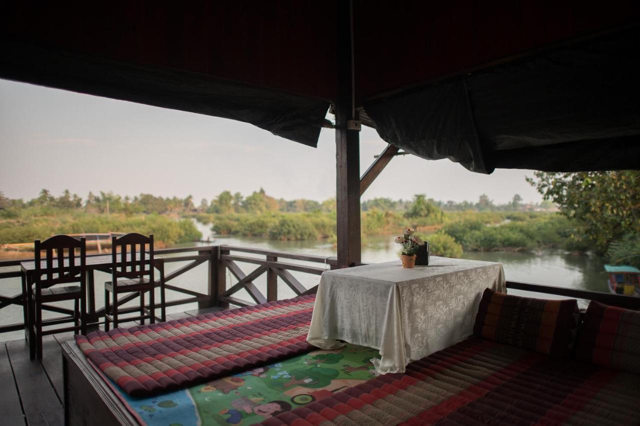 Chanhthida Guesthouse And The River Front Restaurant بان خون المظهر الخارجي الصورة