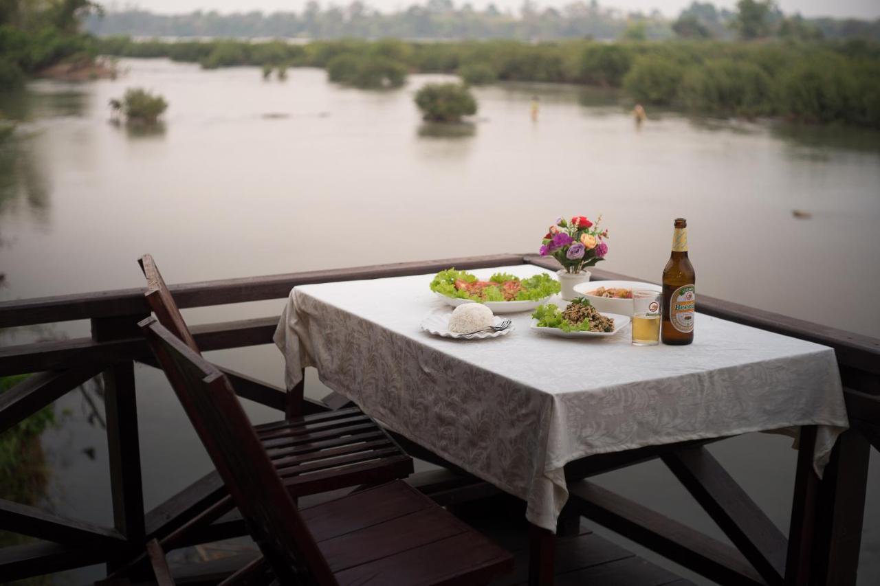 Chanhthida Guesthouse And The River Front Restaurant بان خون المظهر الخارجي الصورة