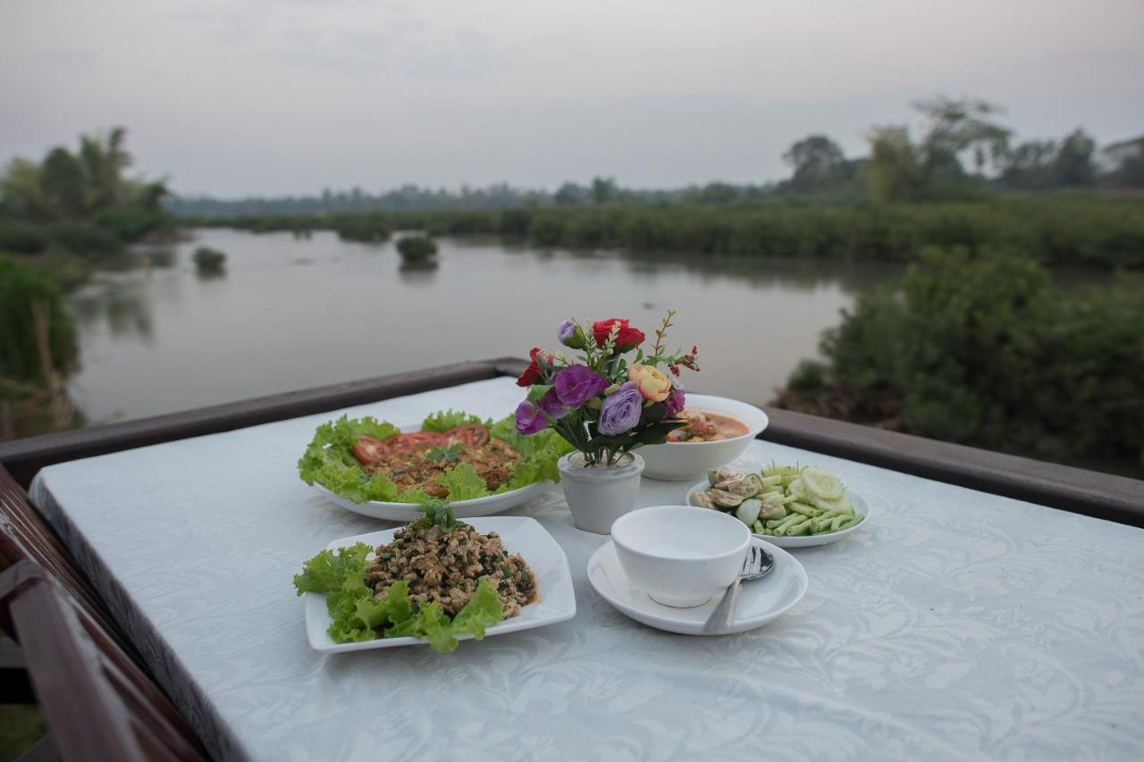 Chanhthida Guesthouse And The River Front Restaurant بان خون المظهر الخارجي الصورة